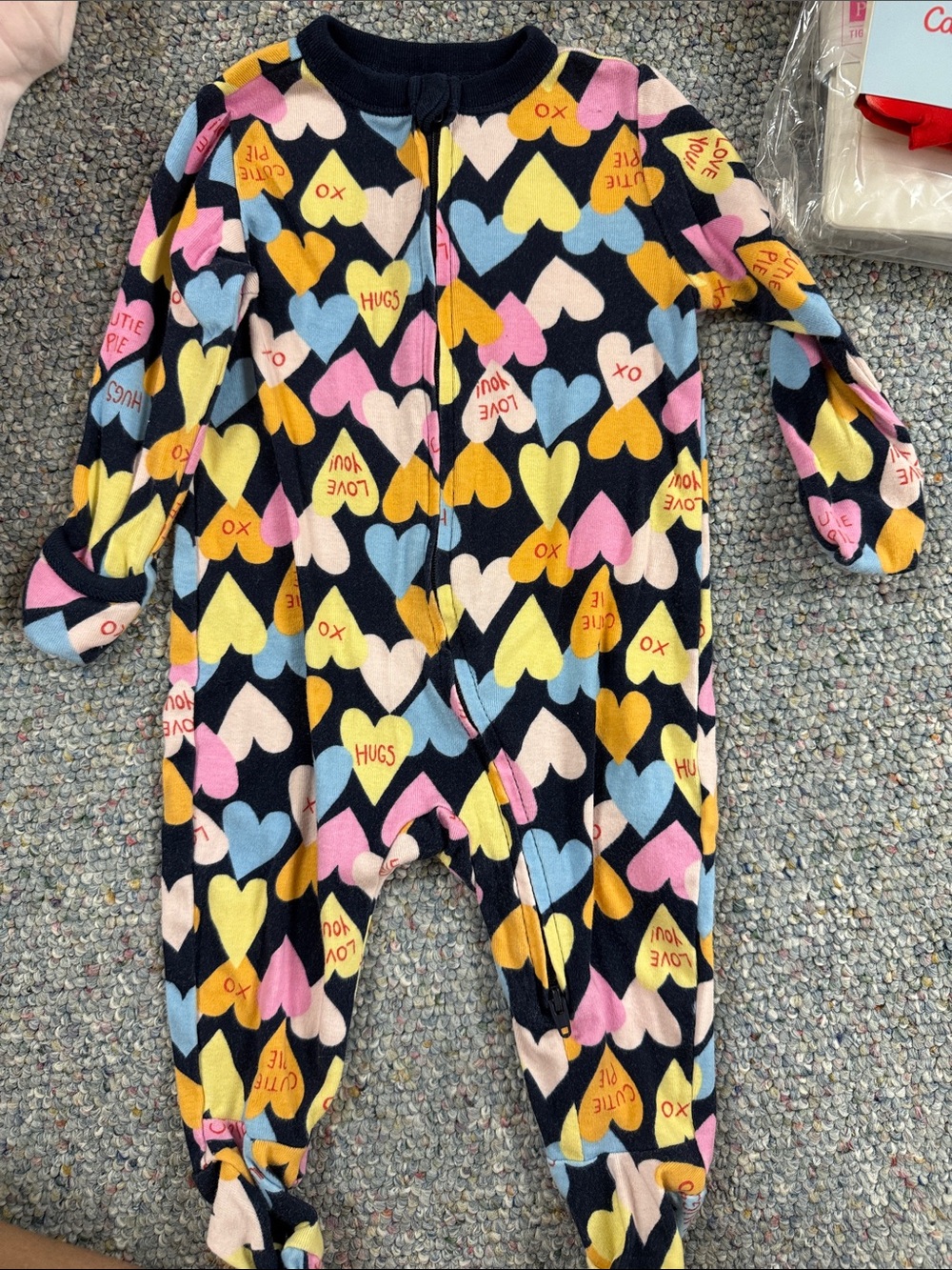 Old Navy Navy Blue Kids Heart-Print Fleece Footed Pajamas 3-6M EUC